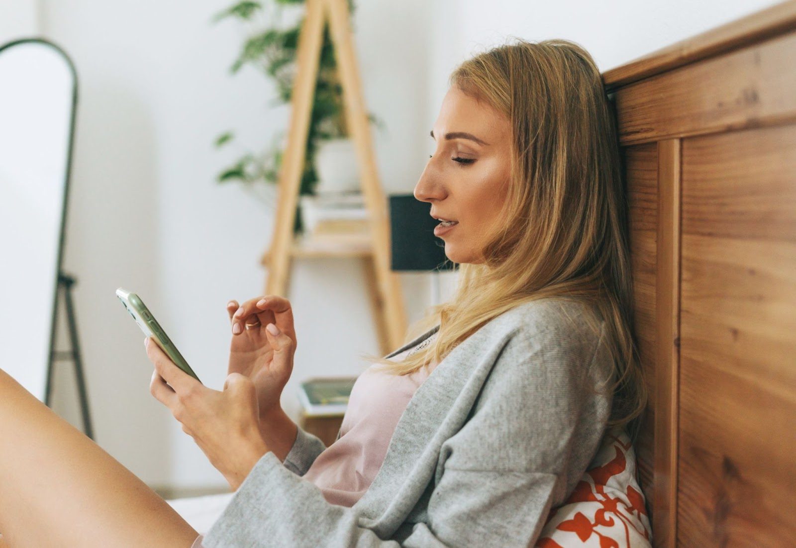 Примеры анкет для женщин: яркие и запоминающиеся описания
