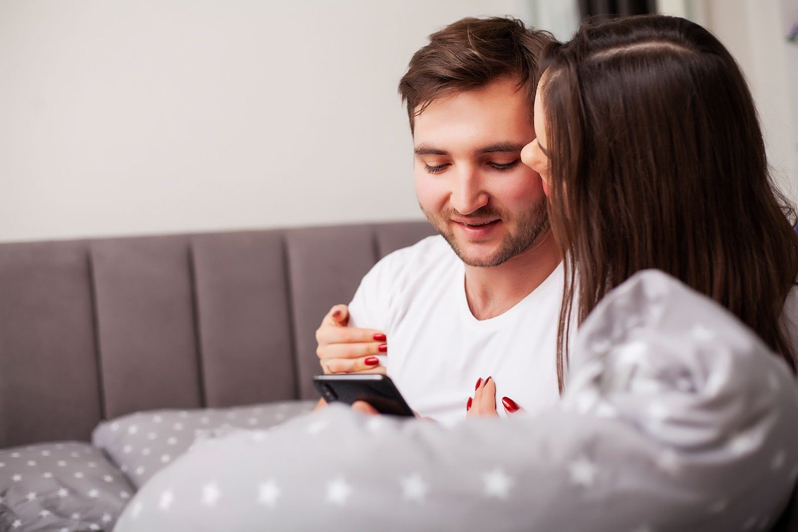 Примеры успешных описаний: конкретика и оригинальность
