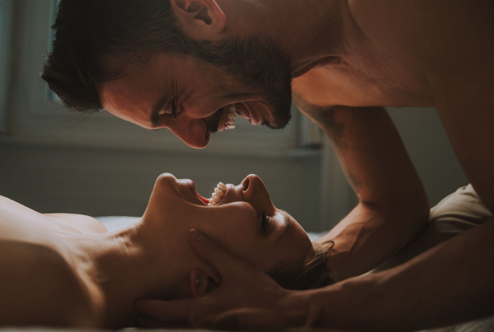 Пары с разной половой конституцией находят компромисс в отношениях