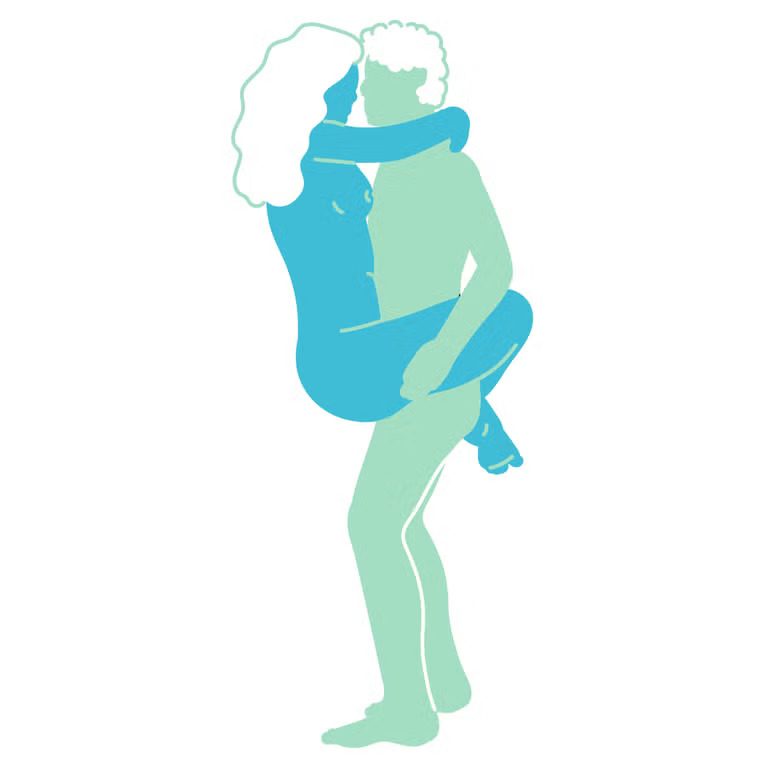 Страстная поза стоя у стены для спонтанных моментов