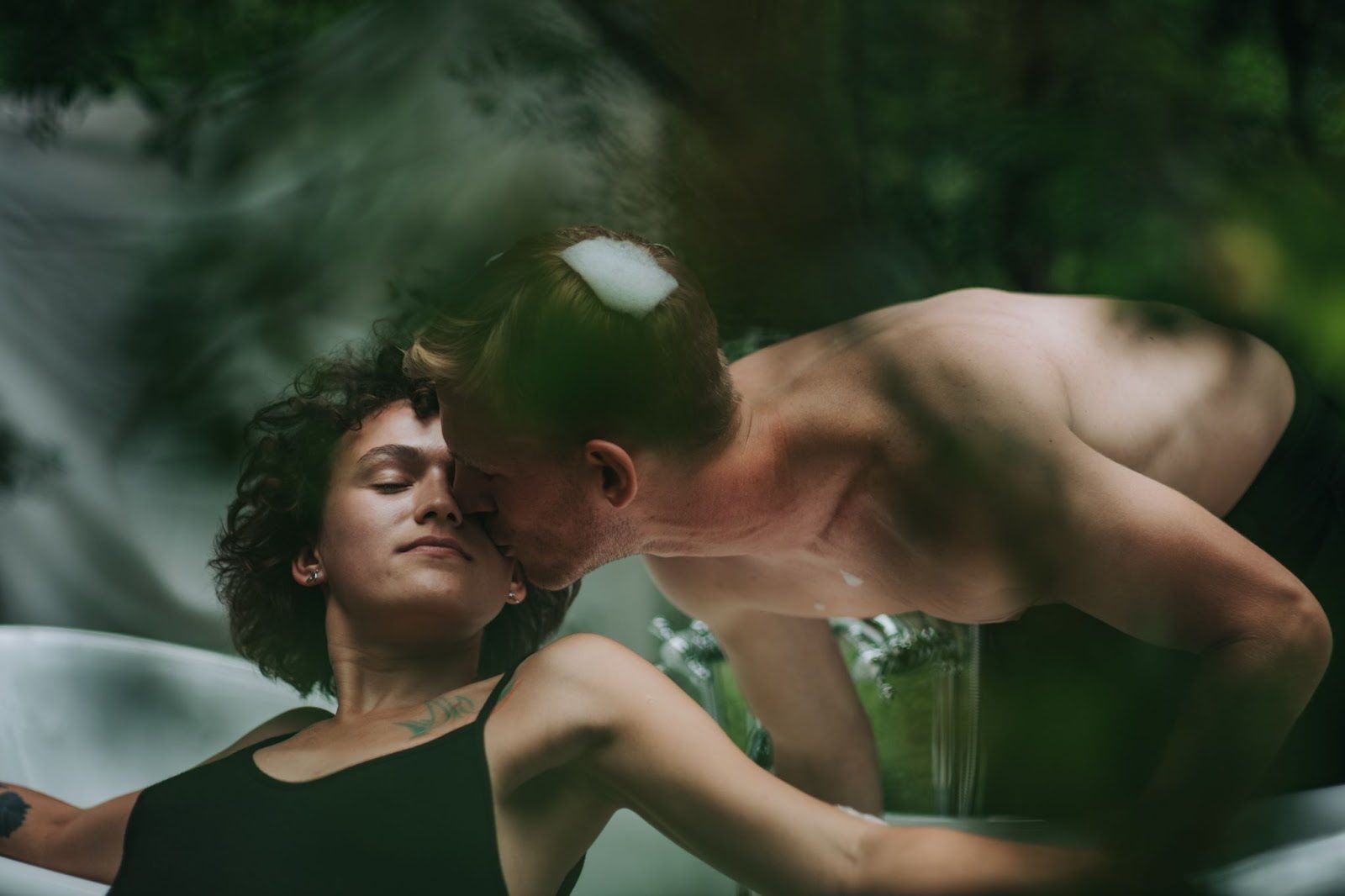 Пара, практикующая ролевые игры для разнообразия интимной жизни