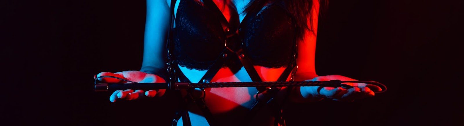 Как и где найти госпожу: гид по поиску доминантной партнерши