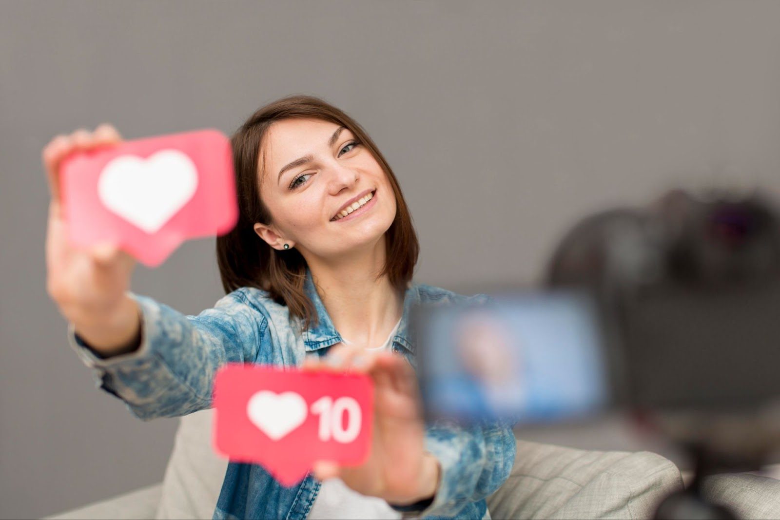 Момент взаимной симпатии в приложении знакомств