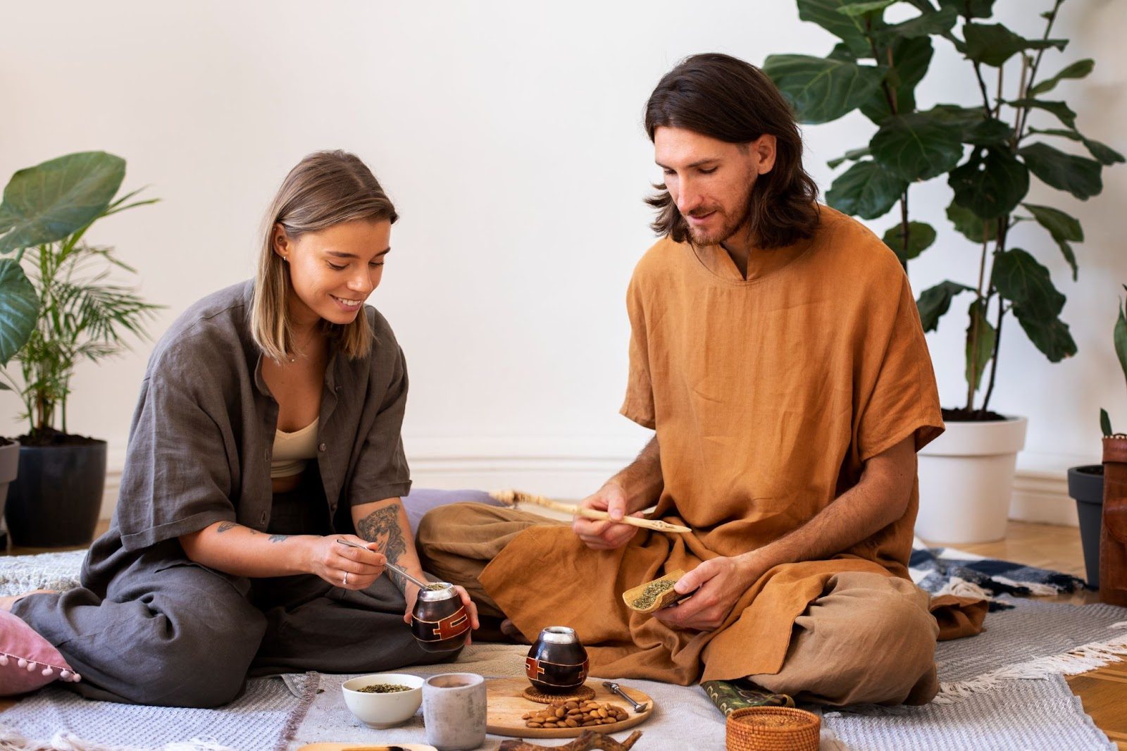 парень и девушка на свидании