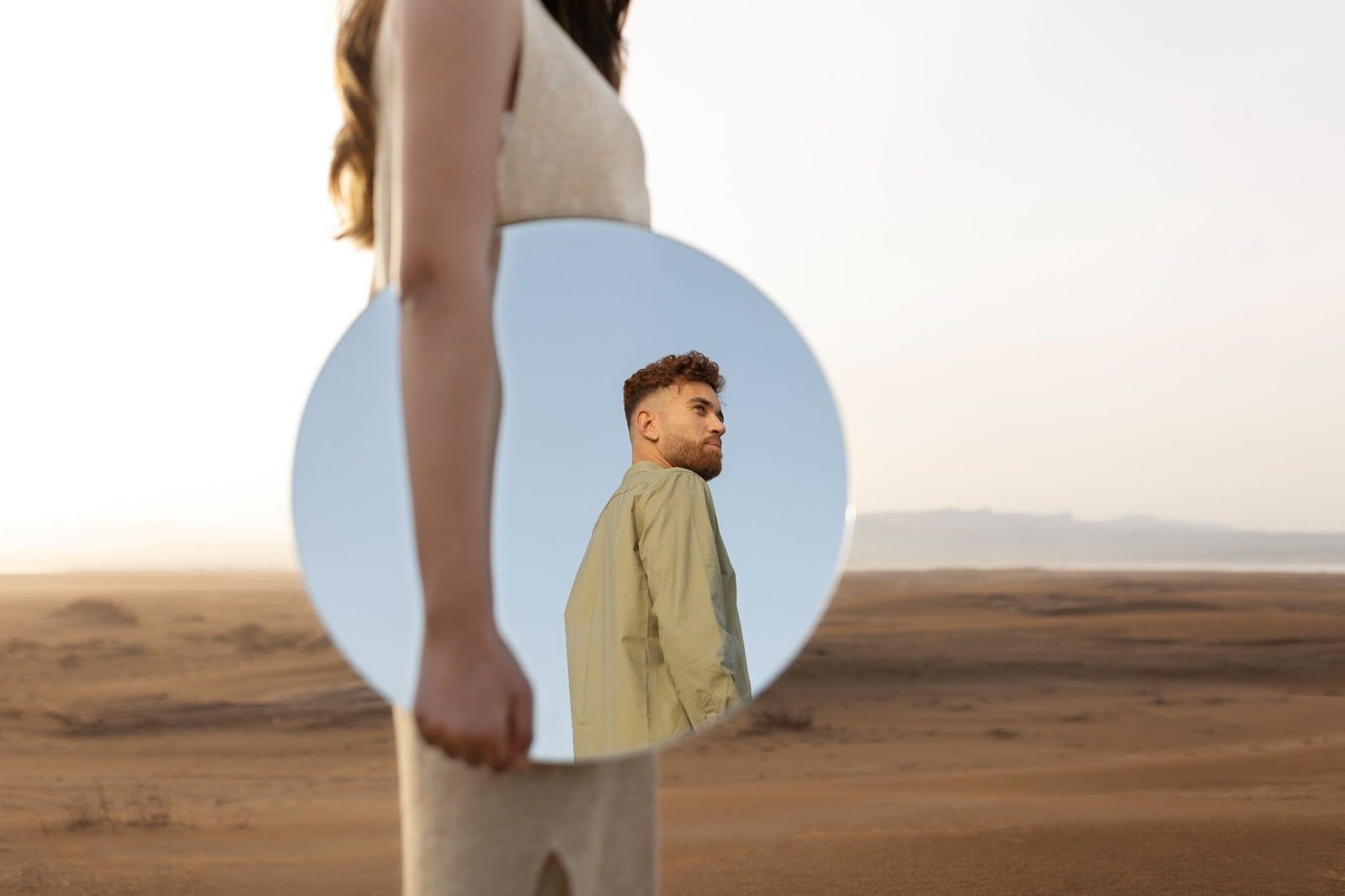 парень и девушка в платонических отношениях