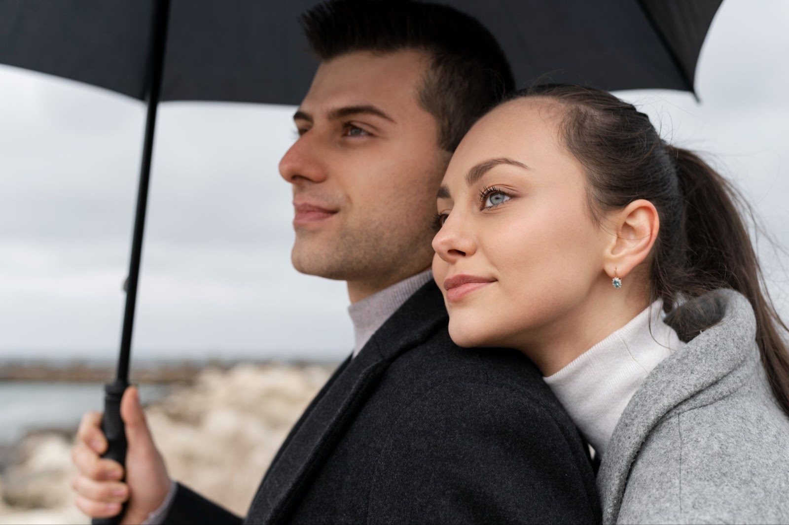 парень и девушка в платонических отношениях