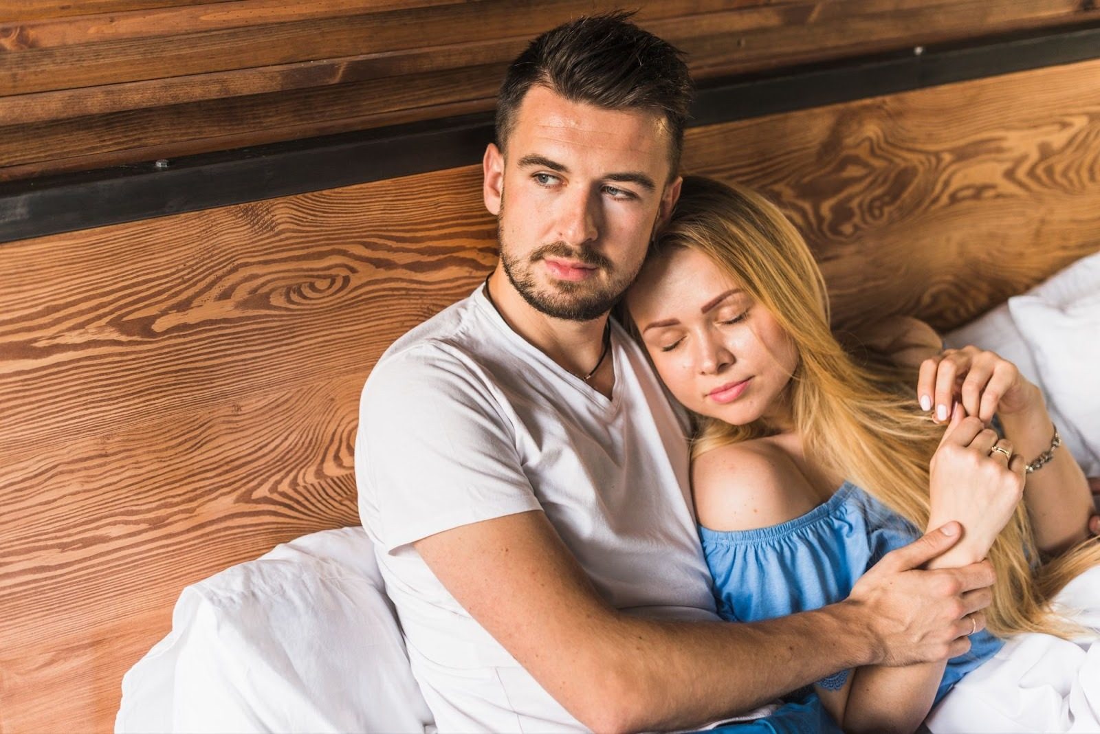 Пара обсуждает темп и продолжительность интимной близости