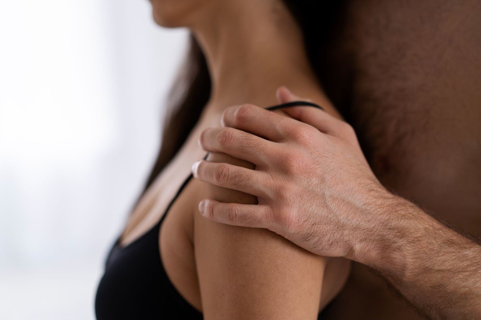 Подготовка к боди массажу со свечами