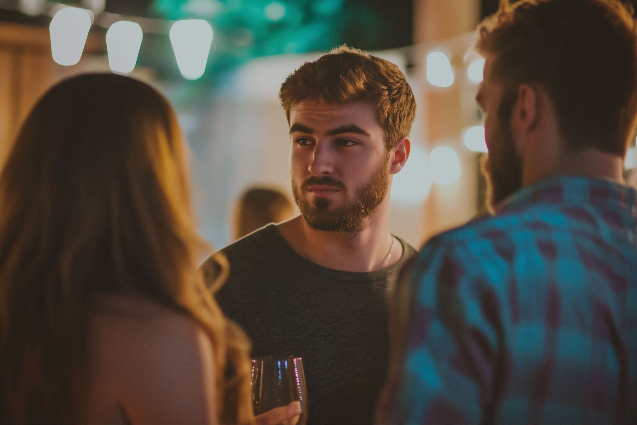 как помочь мужчине сделать первый шаг