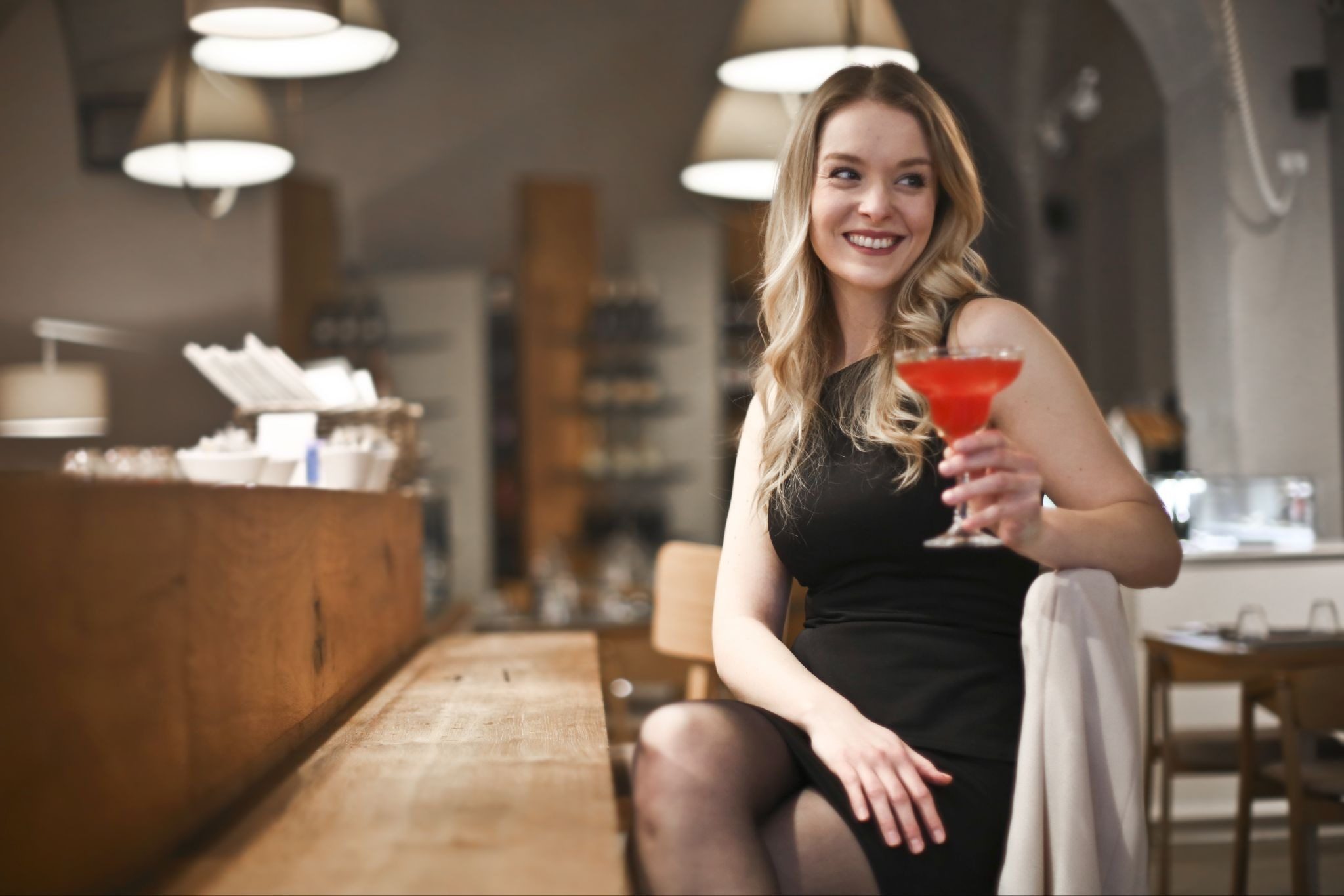 как найти любовницу мужчине